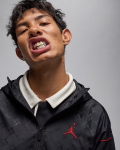 Куртка Nike Air Jordan Brooklyn Hooded Draft HV0554-010