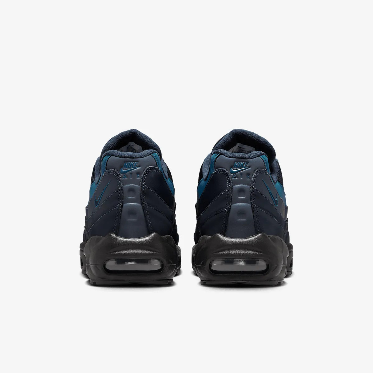 Кросівки Nike Air Max 95 HQ3825-001