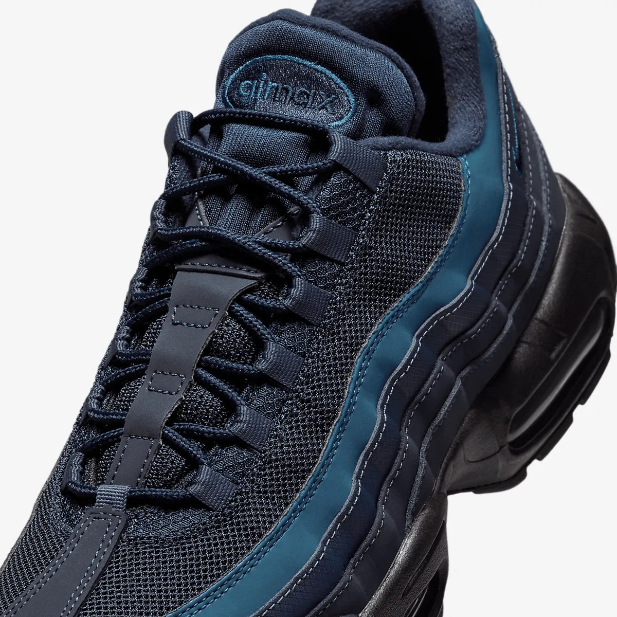 Кросівки Nike Air Max 95 HQ3825-001