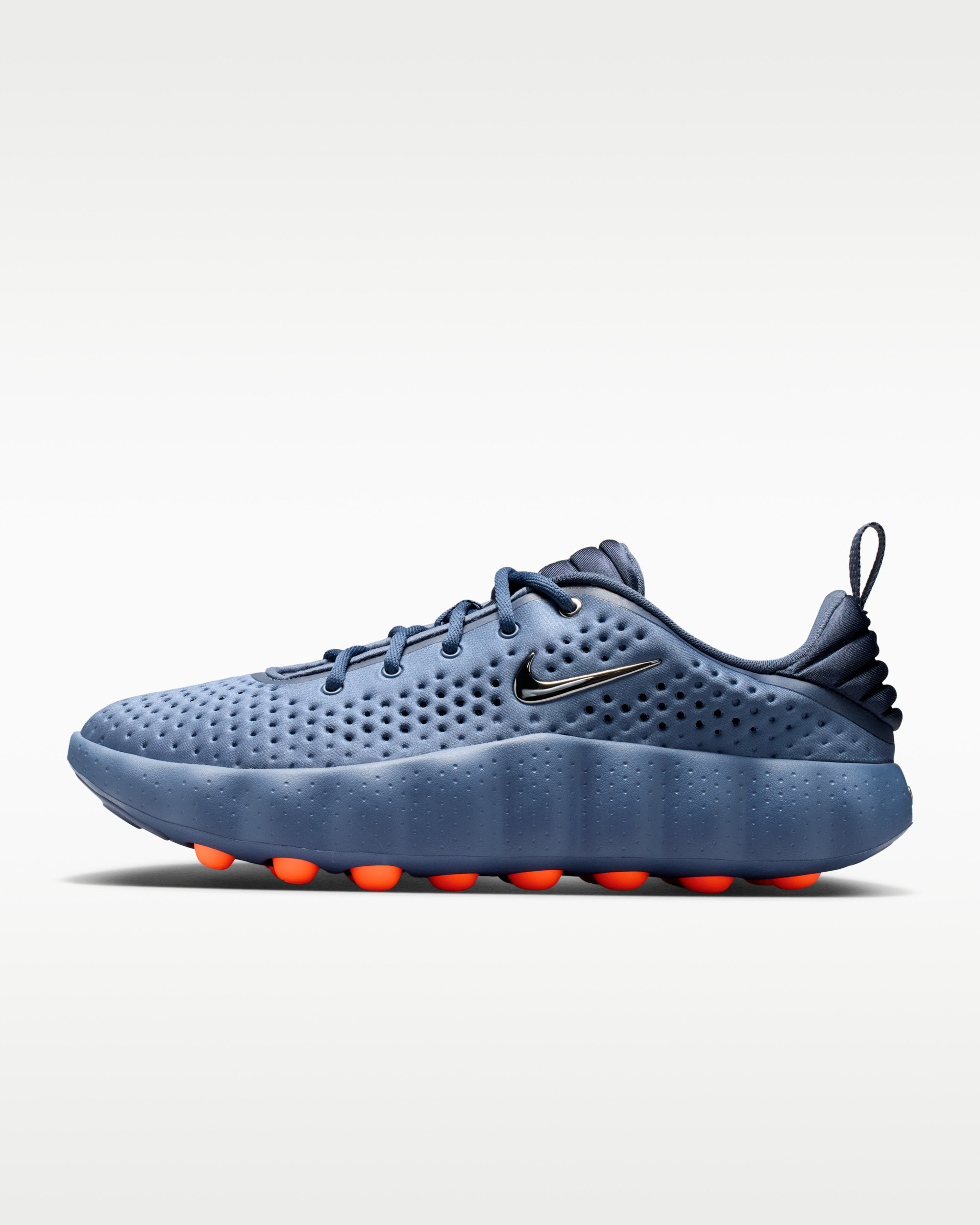 Кросівки Nike MIND 002 HQ4308-400