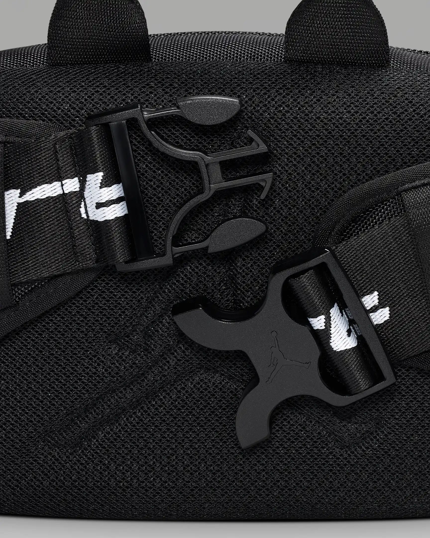 Сумка через плече Nike Air Jordan Sport Crossbody Bag UA9017-023