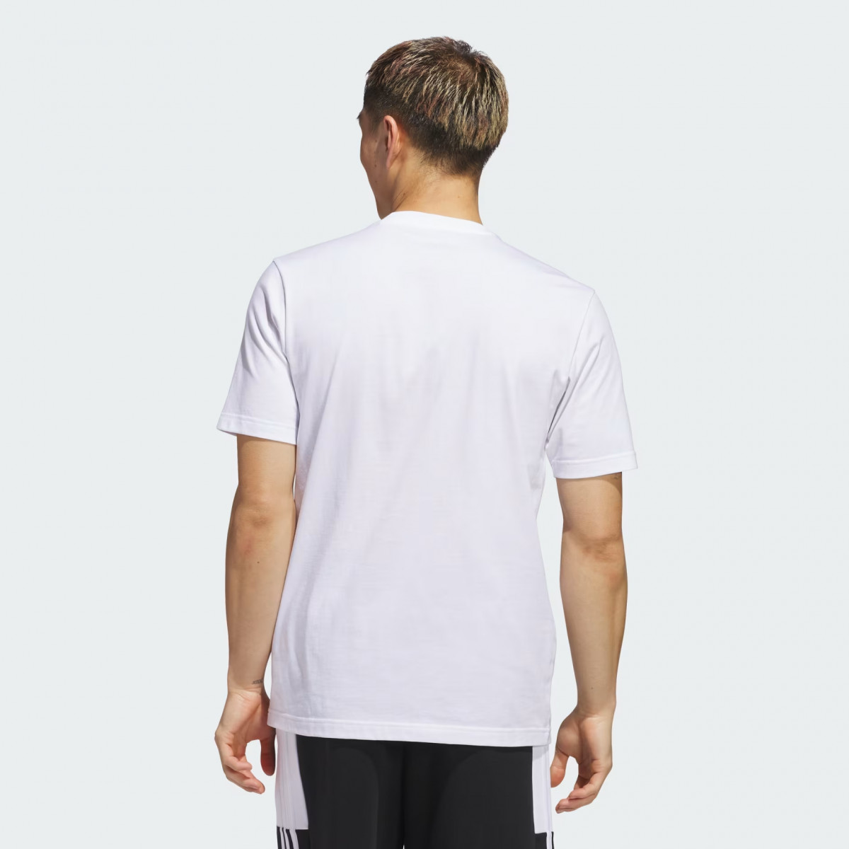 Футболка M C CAMO BOX T JI6763 Adidas 2XL Білий JI6763