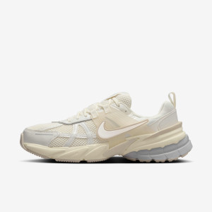 Кросівки Nike V2k HQ1512–110