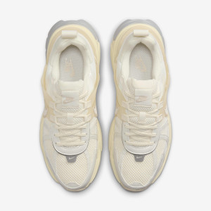 Кросівки Nike V2k HQ1512–110