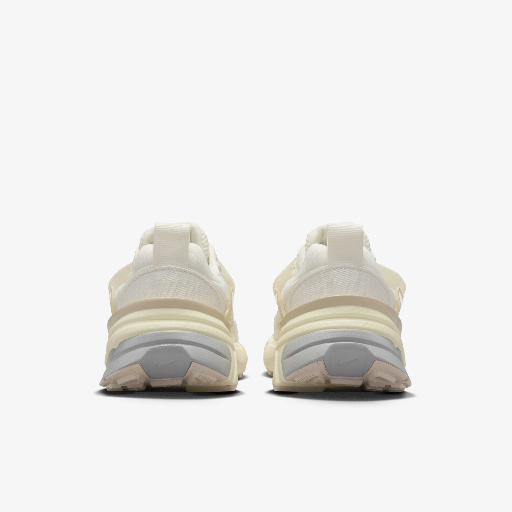 Кросівки Nike V2k HQ1512–110