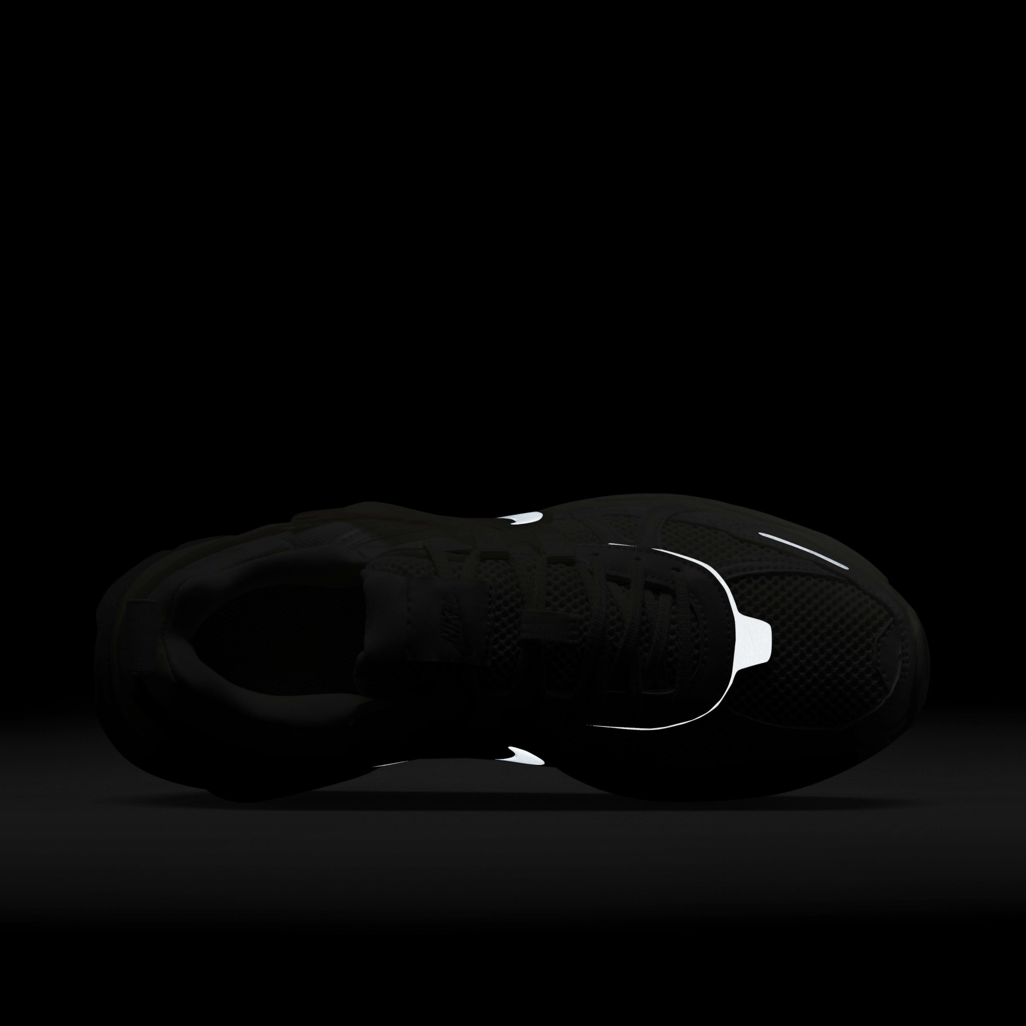 Кросівки Nike V2k HQ1512–110