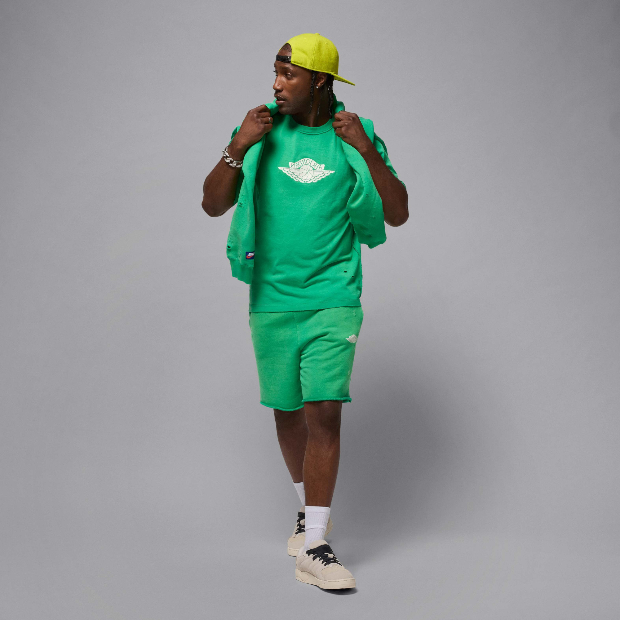 Футболка чоловіча Air Jordan Rare Air Wsh 85 Ss Crew Green IB3130-324