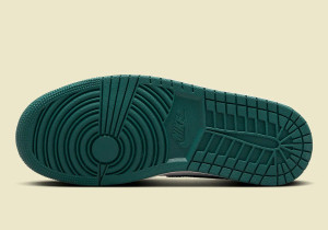 Кросівки Air Jordan 1 MiD White/Green BQ6472-133